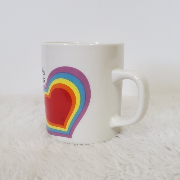 AVON Vintage 1983 Easter The Love Mug Rainbow - Picture 5 of 10